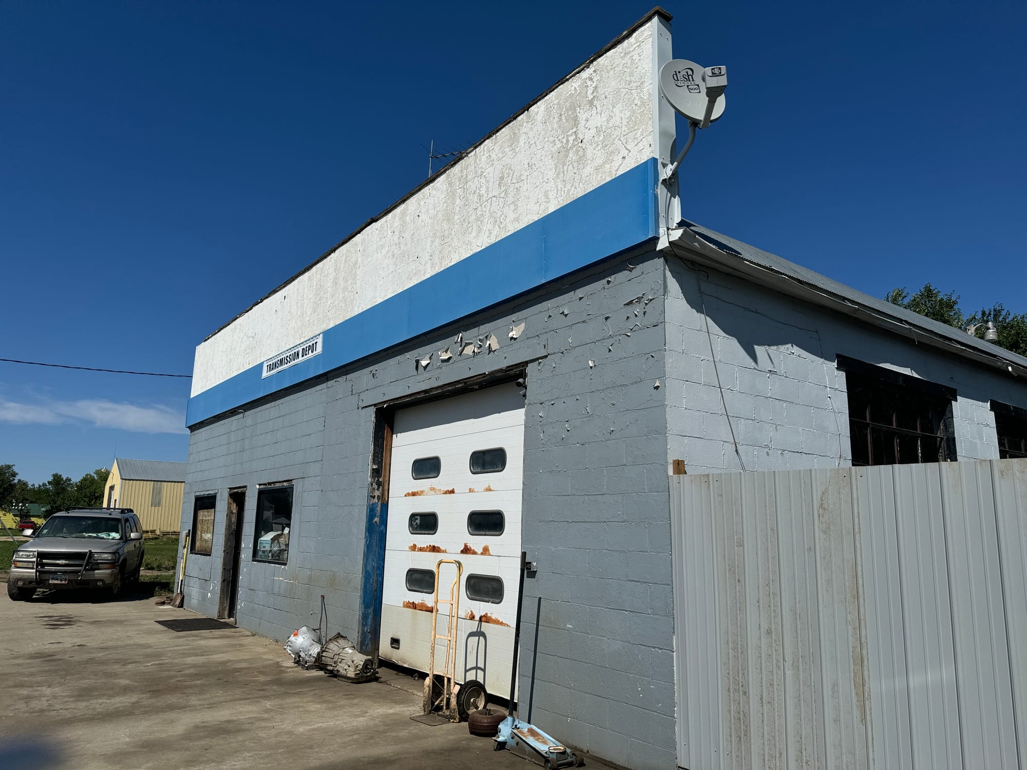 Armour shop owner jailed over nuisance property ruling