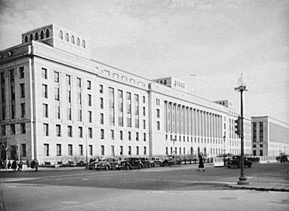The Department of Agriculture South Building at 1400 Independence Ave. SW in Washington, D.C., was designed by the Office of the Supervising Architect of the Treasury and built between 1930 and 1936. (Photo courtesy of the General Services Administration)